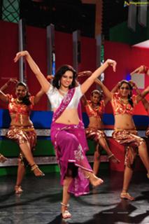 Isha Chawla feet photo 11