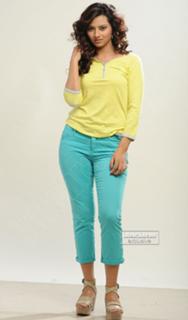 Isha Chawla feet photo 18
