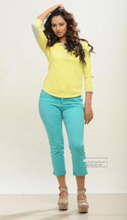 Isha Chawla feet photo 18