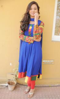 Isha Chawla feet photo 5