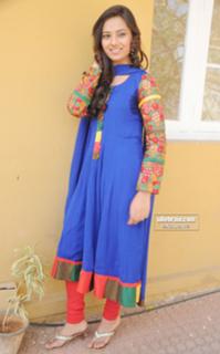 Isha Chawla feet photo 10