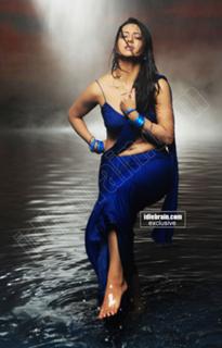 Isha Chawla feet photo 8