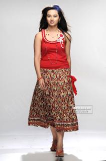Isha Chawla feet photo 17