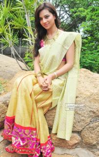 Isha Chawla feet photo 7