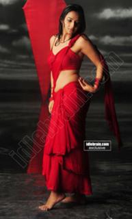 Isha Chawla feet photo 5