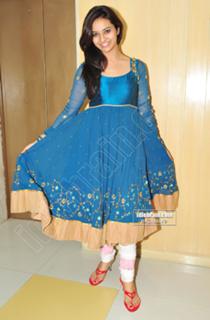 Isha Chawla feet photo 15