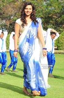 Isha Chawla feet photo 12