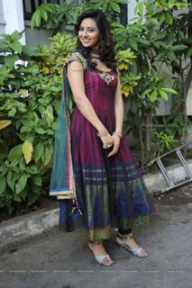 Isha Chawla feet photo 2
