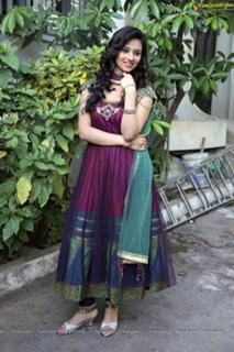 Isha Chawla feet photo 20