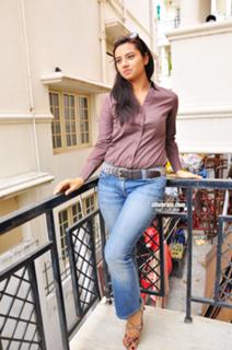 Isha Chawla feet photo 12