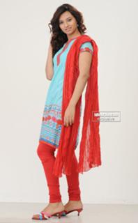 Isha Chawla feet photo 17