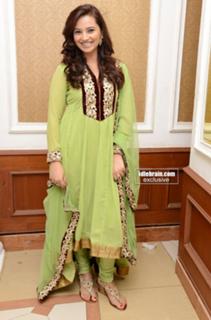 Isha Chawla feet photo 15