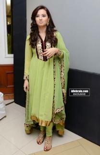 Isha Chawla feet photo 14