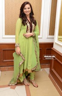 Isha Chawla feet photo 10