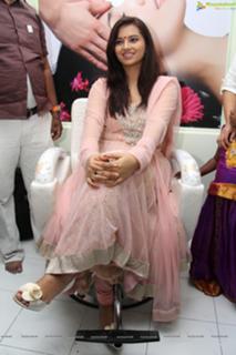 Isha Chawla feet photo 3