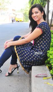 Isha Chawla feet photo 2