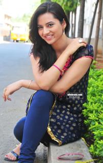 Isha Chawla feet photo 20
