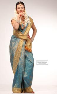Isha Chawla feet photo 5