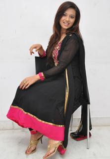 Isha Chawla feet photo 19
