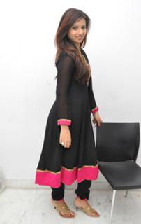 Isha Chawla feet photo 11