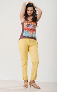 Isha Chawla feet photo 14