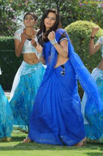 Isha Chawla feet photo 17