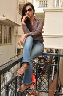 Isha Chawla feet photo 2