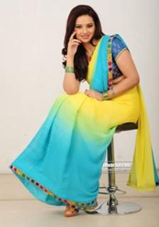 Isha Chawla feet photo 14