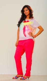 Isha Chawla feet photo 9
