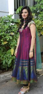 Isha Chawla feet photo 5