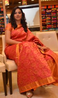 Isha Chawla feet photo 12