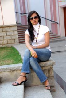 Isha Chawla feet photo 20