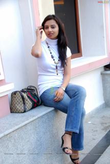Isha Chawla feet photo 18