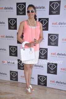Isha Koppikar feet photo 5