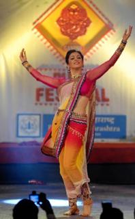 Isha Koppikar feet photo 16