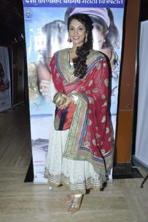 Isha Koppikar feet photo 14