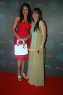 Isha Koppikar feet photo 16