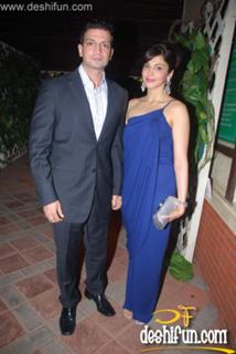 Isha Koppikar feet photo 1