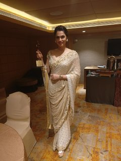 Isha Koppikar feet photo 11