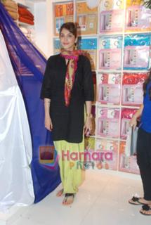 Isha Koppikar feet photo 4