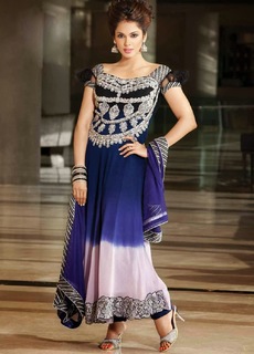 Isha Koppikar feet photo 7