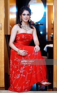 Isha Koppikar feet photo 19