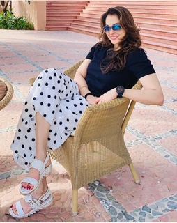 Isha Koppikar feet photo 18