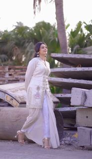 Isha Malviya feet photo 3