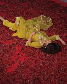 Isha Malviya feet photo 18