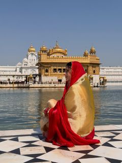 Isha Malviya feet photo 11