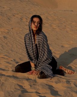 Isha Malviya feet photo 18