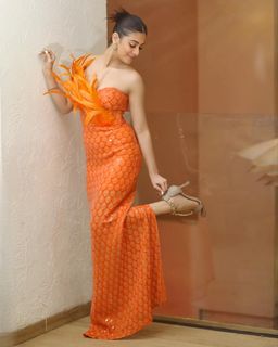 Isha Malviya feet photo 12