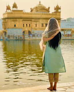 Isha Malviya feet photo 5