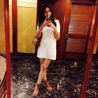 Isha Rikhi feet photo 4